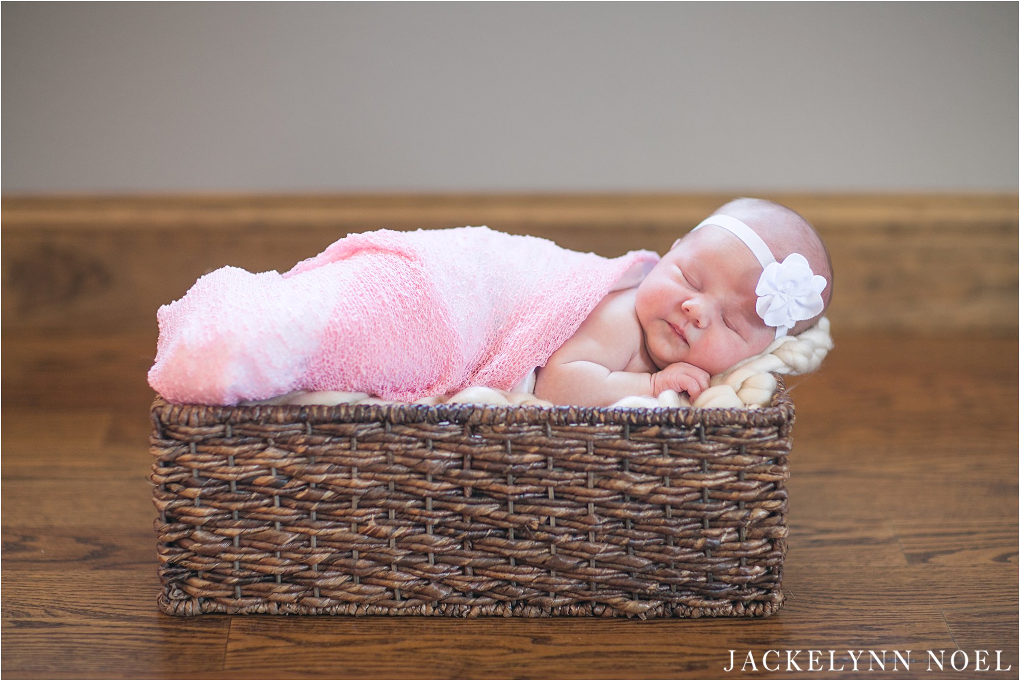 Newborn Eliana by Jackelynn Noel Photography